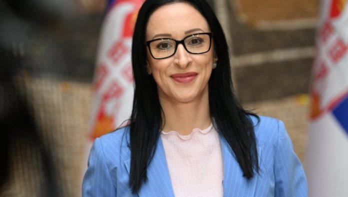“u-nis-stigao-putujuci-cirkus,-plana-nije-bilo”:-zestok-odgovor-ministarke-zaric-kovacevic