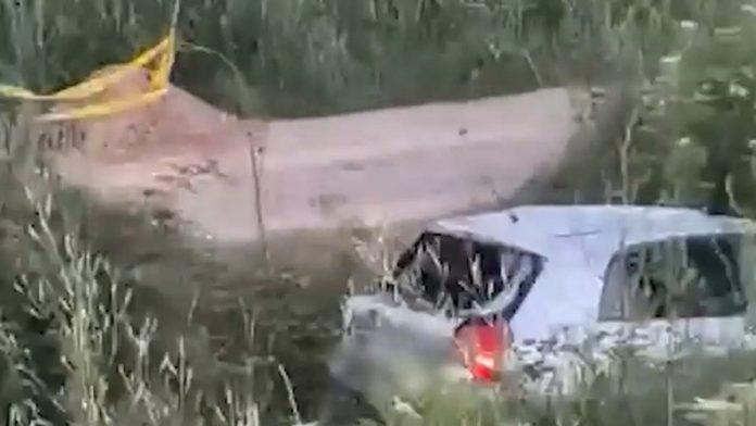 automobil-sleteo-s-puta,-devojka-nadena-bez-svesti-stravicna-nesreca-kod-valjeva:-na-terenu-policija-i-hitna-pomoc-(video)