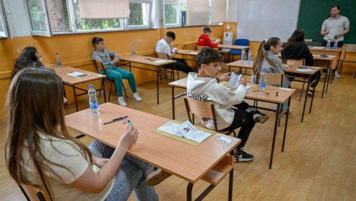 po-predmet-i-cas-manje:-skolama-stigao-dopi-o-izmeni-programa-za-prvi-razred-gimnazija
