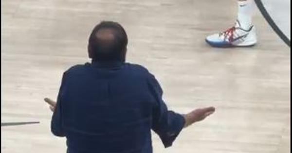 ataman-pobesneo-zbog-orlica:-umalo-uleteo-na-teren-na-utakmici-srbija-–-turska-/video/ ataman-pobesneo-zbog-orlica:-umalo-uleteo-na-teren-na-utakmici-srbija-–-turska-/video/