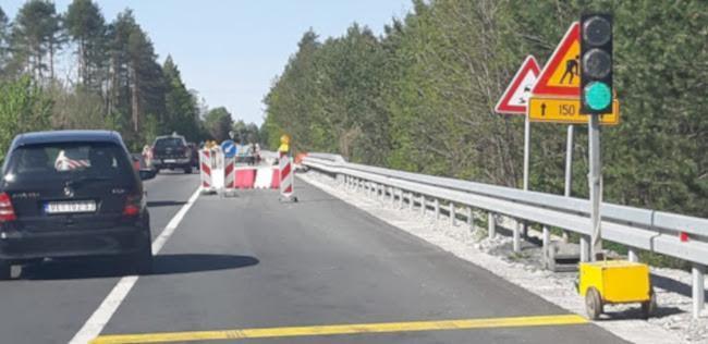 jp-“putevi-srbije”-izdalo-vazno-saopstenje-za-vozace:-u-ponedeljak-zatvaranje-dve-trake-na-autoputu-izmedu-velike-plane-i-pozarevca jp-“putevi-srbije”-izdalo-vazno-saopstenje-za-vozace:-u-ponedeljak-zatvaranje-dve-trake-na-autoputu-izmedu-velike-plane-i-pozarevca