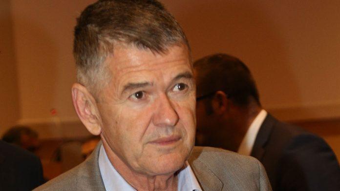 bacena-bomba-ispred-vile-srpskog-biznismena-matijevica!-drama-u-herceg-novom:-od-detonacije-popucala-stakla