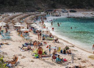 Drama Srbina na Tasosu: Ušao u more pa shvatio da će ostati bez automobila, jedna greška na plaži je mogla skupo da ga košta drama-srbina-na-tasosu:-usao-u-more-pa-shvatio-da-ce-ostati-bez-automobila,-jedna-greska-na-plazi-je-mogla-skupo-da-ga-kosta
