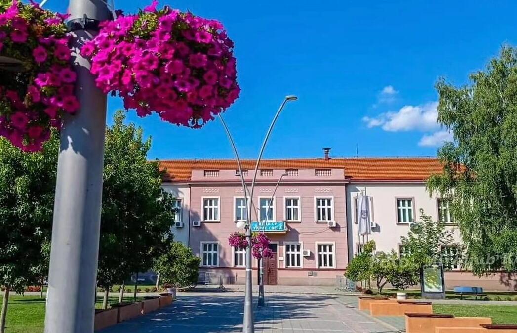ekonomsko-osnazivanje-zena:-podrskom-ministarstva-bice-opremljen-novi-objekat-decijeg-vrtica-u-trsteniku ekonomsko-osnazivanje-zena:-podrskom-ministarstva-bice-opremljen-novi-objekat-decijeg-vrtica-u-trsteniku