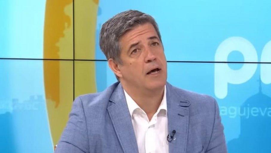 bivsa-stranacka-koleginica-napala-miljusa:-ne-postoji-ni-jedna-tema-oko-koje-se-blokaderi-nece-medusobno-pobiti bivsa-stranacka-koleginica-napala-miljusa:-ne-postoji-ni-jedna-tema-oko-koje-se-blokaderi-nece-medusobno-pobiti