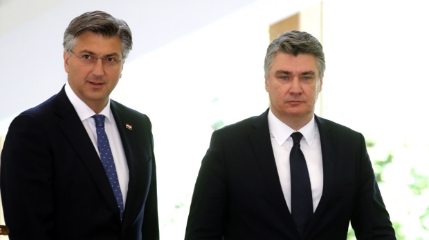 Спор-око-војне-параде-у-Паризу-продубио-сукоб-Милановића-и-Пленковића,-помињу-и-Србију Спор-око-војне-параде-у-Паризу-продубио-сукоб-Милановића-и-Пленковића,-помињу-и-Србију