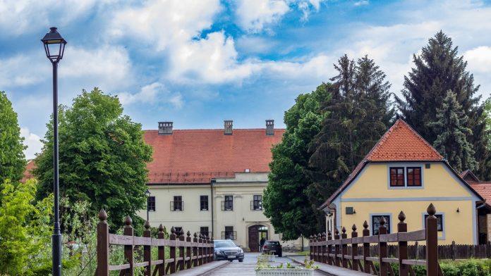 (foto)-skandal-u-slavonskom-brodu-osvanuo-gnusan-grafit-s-pozivom-na-brutalno-ubistvo-srba