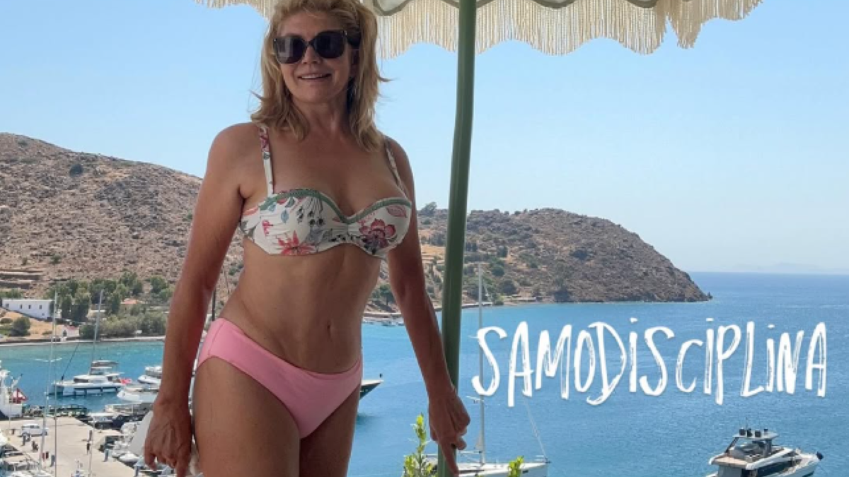 kad-se-suzana-mancic-skine-ima-sta-da-se-vidi-ovako-izgleda-telo-voditeljke-u-69.-godini,-svi-joj-kazu-alal-vera-(foto) kad-se-suzana-mancic-skine-ima-sta-da-se-vidi-ovako-izgleda-telo-voditeljke-u-69.-godini,-svi-joj-kazu-alal-vera-(foto)