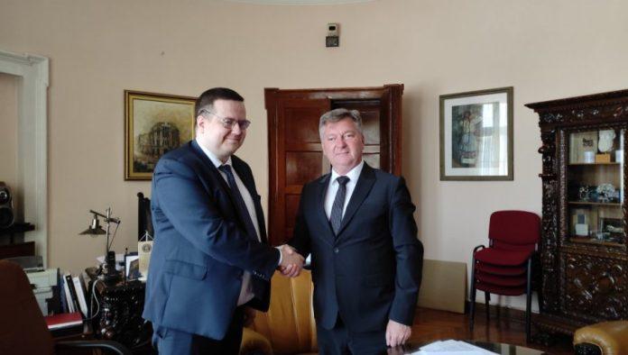 saradnja-sa-puskinovim-univerzitetom:-delegacija-iz-rusije-u-poseti-univerzitetu-u-nisu