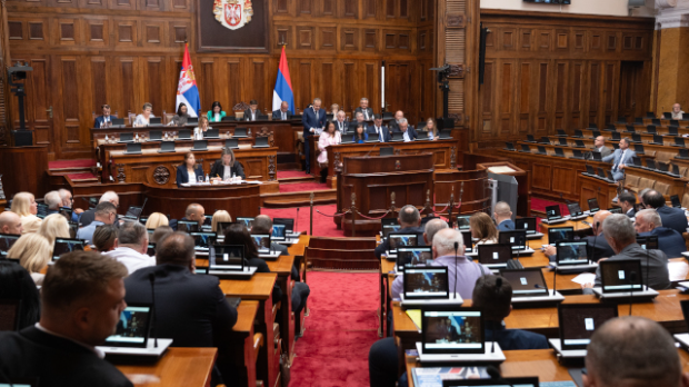 Посланици-Скупштине-Србије-настављају-расправу-о-18-тачака-дневног-реда Посланици-Скупштине-Србије-настављају-расправу-о-18-тачака-дневног-реда