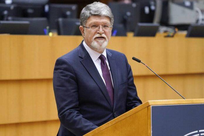 picula-ne-zeli-da-vidi-napredak-srbije:-strucnjaci-o-novim-detaljima-odluke-iz-brisela:-balticke-zemlje,-hrvatska-i-bugarska-nas-stopirale-zbog-rusije?