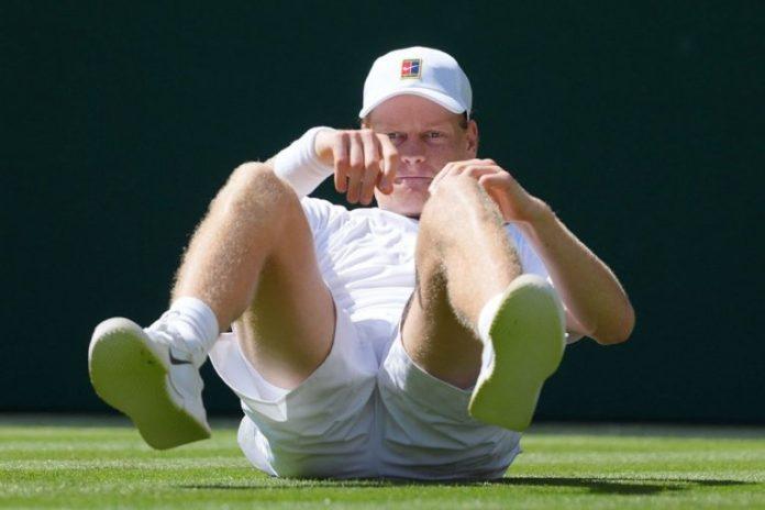 novak-dokovic-gleda-i-ne-veruje:-janik-siner-pobegao-od-srbina-pred-polufinale-vimbldona