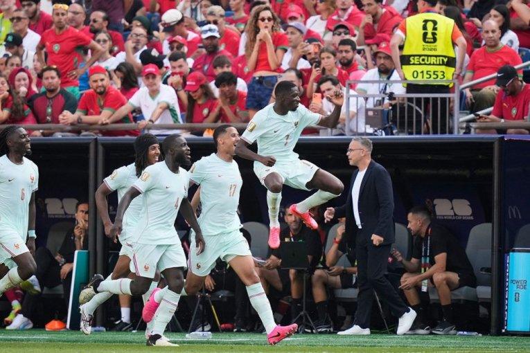 francuska-prva-u-polufinalu!-maroko-pokazao-zube,-ali-razbesneo-mbapea-i-opet-izgubio-od-“trikolora”-u-finisu-mundijala!-(video) francuska-prva-u-polufinalu!-maroko-pokazao-zube,-ali-razbesneo-mbapea-i-opet-izgubio-od-“trikolora”-u-finisu-mundijala!-(video)