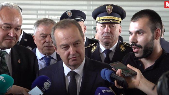 (video)-“sram-vas-bilo!”-dacic-podigao-buru-usred-bugarske-i-odgovorio-na-provokacije:-“priznaju-kosovo,-a-nama-drze-lekcije!”