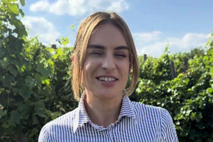 “ovo-je-veliki-dan-za-mnoge-porodice-u-srbiji”-ministarka-durdevic-stamenkovski-posle-usvajanja-zakona-roditelj-negovatelj:-postavili-smo-temelje,-idemo-dalje!