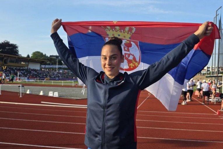vilagos-ponos-srbije!-adriana-donela-novu-medalju! vilagos-ponos-srbije!-adriana-donela-novu-medalju!
