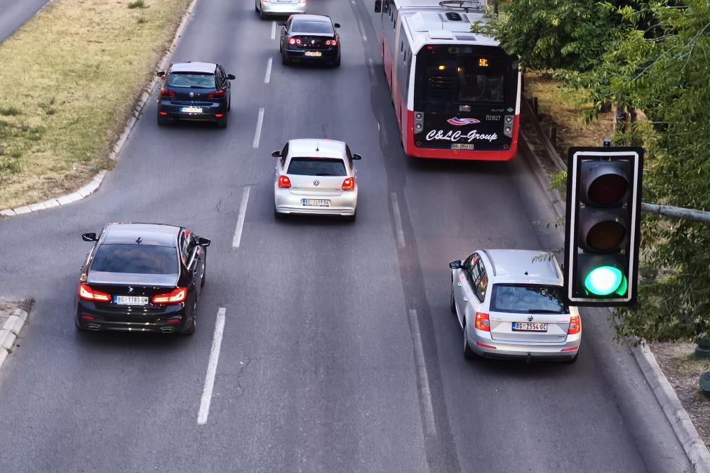 sta-danas-ceka-vozace-sirom-srbije:-oglasio-se-amss-sa-najnovijim-informacijama-o-stanju-na-auto-putevima-i-granicnim-prelazima-–-evo-kakva-je-situacija sta-danas-ceka-vozace-sirom-srbije:-oglasio-se-amss-sa-najnovijim-informacijama-o-stanju-na-auto-putevima-i-granicnim-prelazima-–-evo-kakva-je-situacija