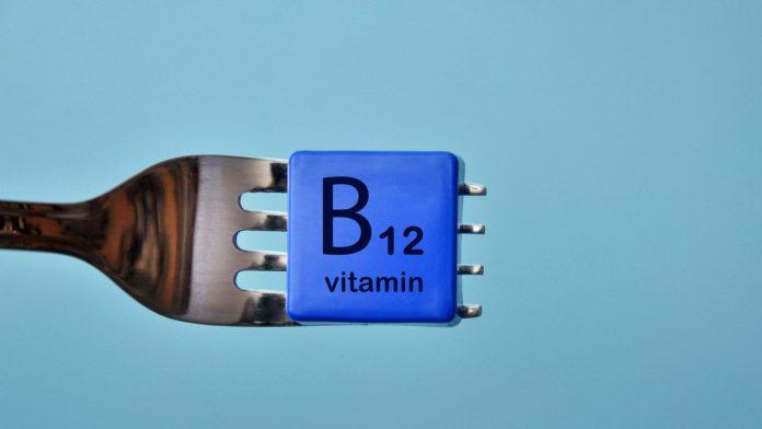 znaci-nedostatka-vitamina-b12-na-licu,-ocima-i-ustima