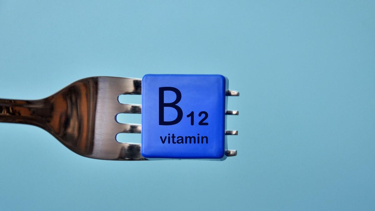 znaci-nedostatka-vitamina-b12-na-licu,-ocima-i-ustima znaci-nedostatka-vitamina-b12-na-licu,-ocima-i-ustima
