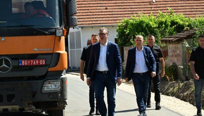 vucic-ponudio-visoku-novcanu-nagradu:-nadite-rupu-na-auto-putu-ili-brzoj-saobracajnici-–-nema-nijedne