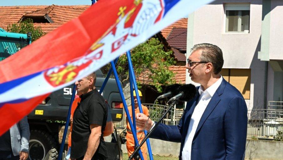 predsednik-saopstio-vazne-vesti:-nabavili-smo-jednu-pedijatrijsku-pokretnu-ambulantu,-bice-ih-10-ukupno predsednik-saopstio-vazne-vesti:-nabavili-smo-jednu-pedijatrijsku-pokretnu-ambulantu,-bice-ih-10-ukupno