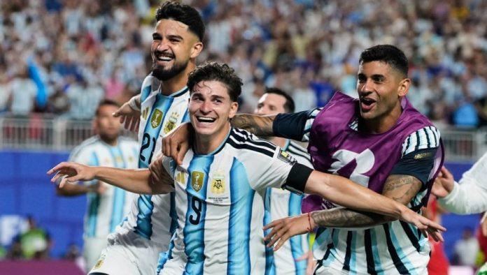 argentina-ne-da-svetski-trofej:-“gaucosi”-u-nestvarnoj-utakmici-pobedili-hrabru-svajcarsku-za-polufinale-mundijala-(foto/video)