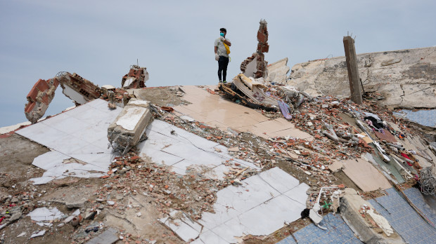 Број-погинулих-у-земљотресима-у-Венецуели-порастао-на-4.333 Број-погинулих-у-земљотресима-у-Венецуели-порастао-на-4.333