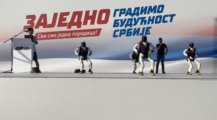 u-sapcu-ce-biti-cudo!-vucic-posetio-osmoclanu-porodicu-kod-loznice,-pa-najavio-istorijski-projekat:-pravice-se-humanoidni-roboti,-evo-kada-stize-investitor!