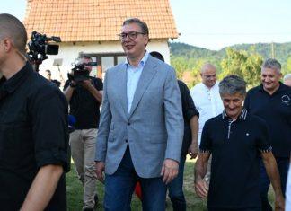 “TO JE OZBILjAN NOVAC, SKUPLjALI SMO GA PAMETNO” Vučić iz Loznice govorio o novim merama i jednokratnoj pomoći za građane “to-je-ozbiljan-novac,-skupljali-smo-ga-pametno”-vucic-iz-loznice-govorio-o-novim-merama-i-jednokratnoj-pomoci-za-gradane