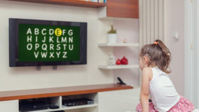 pripremite-na-vreme-prvake-za-1.-septembar-uz-digitalne-platforme-i-dnevna-soba-moze-da-postane-ucionica