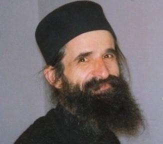 pronaden-bez-glave,-za-njegovu-smrt-niko-nije-kaznjen!-jeziva-sudbina-monaha-haritona:-krenuo-po-hranu-za-manastir,-a-krvnici-ga-oteli-pred-ocima-kfor-a! pronaden-bez-glave,-za-njegovu-smrt-niko-nije-kaznjen!-jeziva-sudbina-monaha-haritona:-krenuo-po-hranu-za-manastir,-a-krvnici-ga-oteli-pred-ocima-kfor-a!
