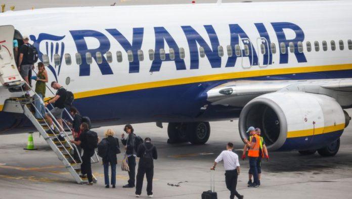 evo-sta-je-prethodilo-drami-sa-srbinom-u-avionu-“rajanera”:-strucnjak-otkrio-moguci-uzrok,-oglasio-se-i-advokat-(foto)
