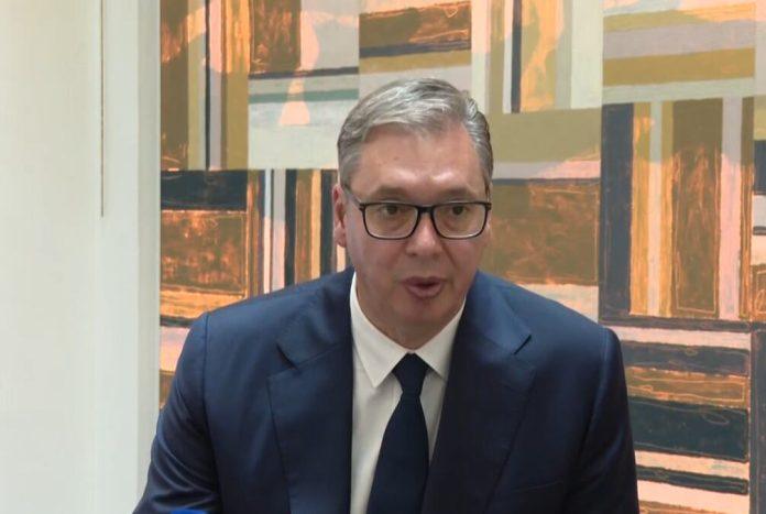ja-vodim-politiku-koju-sam-obecao-svom-narodu-vucic-uzivo-iz-pariza-objasnio-neznalicama-sto-ga-nema-na-slici-koalicije-voljnih:-necu-srbiju-da-uvlacim-u-sukobe