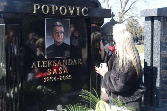 godinama-cutao-istinu-o-sasi-popovicu:-pevac-izneo-sve-detalje-iz-granda,-ovo-je-morao-da-uradi-tog-dana!-(foto)
