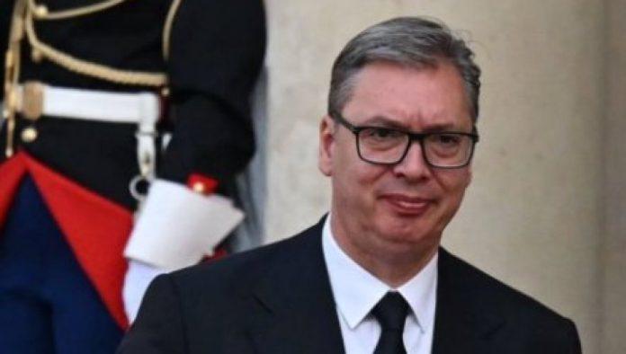 vucic-u-parizu:-samar-blokaderima-i-hrvatskoj