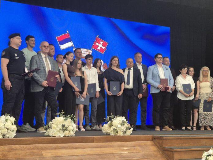 obelezen-dan-opstine-vrnjacka-banja:-andrija-jorgic-dobitnik-prestiznog-priznanja-(foto)