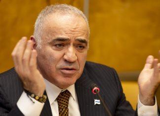 “OVO JE PUTINOV NAREDNI KORAK” Gari Kasparov otkrio KAD, KAKO I KOGA bi ruski lider mogao da napadne “ovo-je-putinov-naredni-korak”-gari-kasparov-otkrio-kad,-kako-i-koga-bi-ruski-lider-mogao-da-napadne