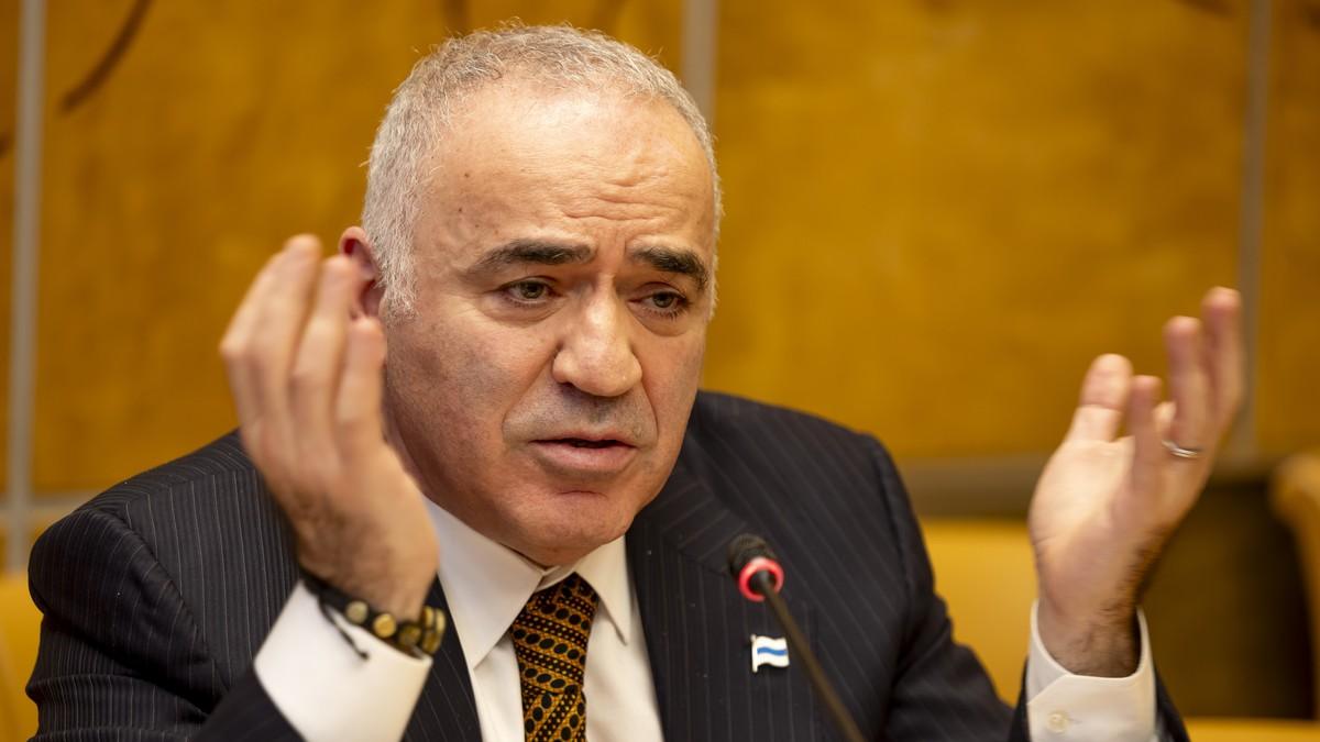 “ovo-je-putinov-naredni-korak”-gari-kasparov-otkrio-kad,-kako-i-koga-bi-ruski-lider-mogao-da-napadne “ovo-je-putinov-naredni-korak”-gari-kasparov-otkrio-kad,-kako-i-koga-bi-ruski-lider-mogao-da-napadne