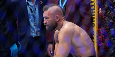 ceka-nas-krvavi-obracun-u-beogradu:-mekgregor-spremio-balkanski-derbi-za-arenu-(foto) ceka-nas-krvavi-obracun-u-beogradu:-mekgregor-spremio-balkanski-derbi-za-arenu-(foto)