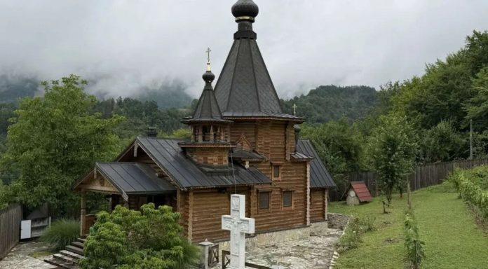 veliki-dan-za-skrivenu-svetinju-kod-bajine-baste!-manastir-svetih-carstvenih-mucenika-romanovih-cuva-pricu-o-poslednjoj-ruskoj-carskoj-porodici