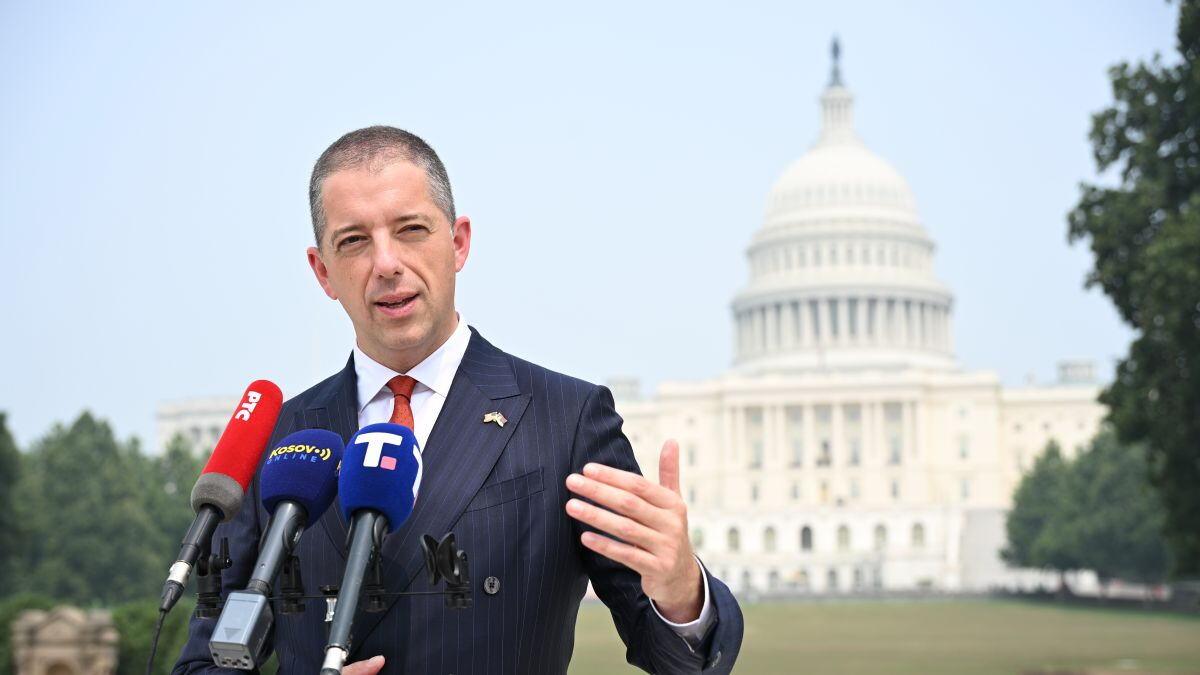 “novo-poglavlje-u-odnosima-srbije-i-amerike-pocelo-je-danas”-duric-iz-vasingtona:-administracija-trampa-i-vucica-uvode-srbiju-u-novu-eru-srpsko-americkih-odnosa “novo-poglavlje-u-odnosima-srbije-i-amerike-pocelo-je-danas”-duric-iz-vasingtona:-administracija-trampa-i-vucica-uvode-srbiju-u-novu-eru-srpsko-americkih-odnosa