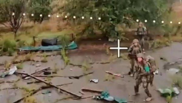 ukrajinci-usetali-pravo-u-zamku:-ova-ekskurzija-u-konstantinovki-bila-im-je-poslednja ukrajinci-usetali-pravo-u-zamku:-ova-ekskurzija-u-konstantinovki-bila-im-je-poslednja