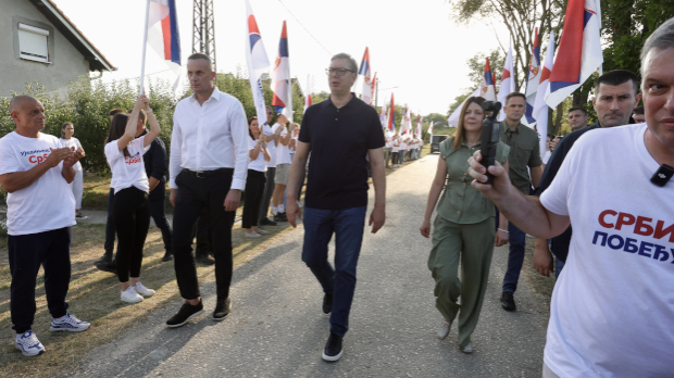 Вучић:-Србија-је-најјача-када-је-уједињена,-позивам-их-на-дијалог Вучић:-Србија-је-најјача-када-је-уједињена,-позивам-их-на-дијалог