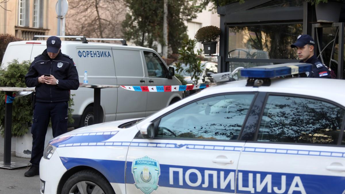 brutalno-pretukli-decaka-(15)-odreden-pritvor-osumnjicenima-za-nasilje-kod-medicinske-skole-u-novom-sadu brutalno-pretukli-decaka-(15)-odreden-pritvor-osumnjicenima-za-nasilje-kod-medicinske-skole-u-novom-sadu