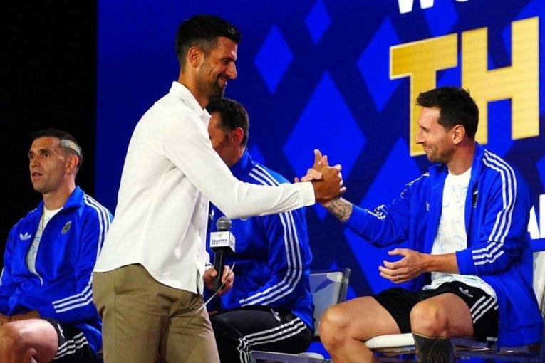 novak-se-odlicno-zabavlja!-dokovic-ponovo-promenio-sport-–-u-ovom-izdanju-ga-nikad-do-sada-nismo-videli!-(video) novak-se-odlicno-zabavlja!-dokovic-ponovo-promenio-sport-–-u-ovom-izdanju-ga-nikad-do-sada-nismo-videli!-(video)