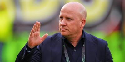 nikolic-hoce-bivseg-igraca-zvezde:-beograd-napustio-za-sicu,-a-sada-aek-nudi-4000.000-evra nikolic-hoce-bivseg-igraca-zvezde:-beograd-napustio-za-sicu,-a-sada-aek-nudi-4000.000-evra