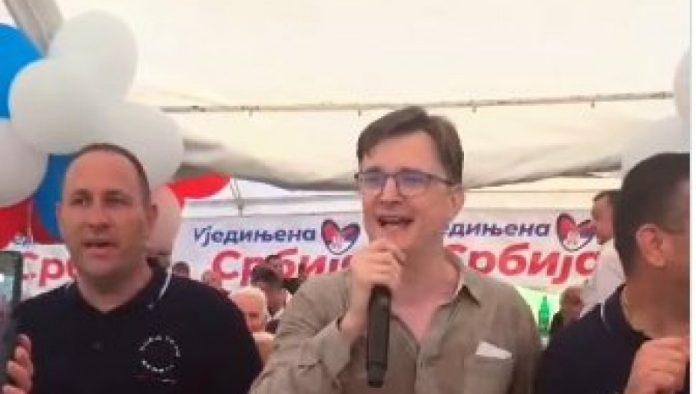 milenko-jovanov-zapevao:-fantasticna-atmosfera-u-lucanima,-druzenje-sa-narodom,-trubaci-i-sef-poslanicke-grupe-sns-za-mikrofonom-(video)