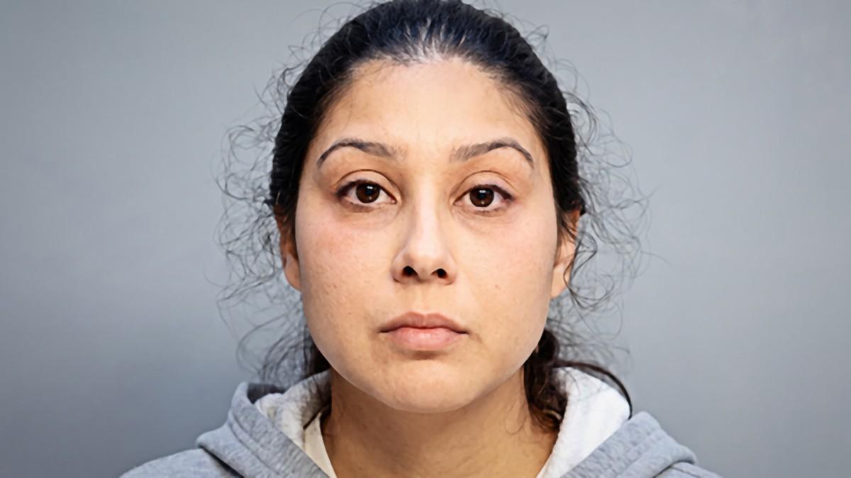 majka-vezala-cerku-(13)-lancem-za-ogradu-ostavila-je-bez-hrane-i-vode-na-paklenoj-vrucini:-“zelela-sam-pauzu” majka-vezala-cerku-(13)-lancem-za-ogradu-ostavila-je-bez-hrane-i-vode-na-paklenoj-vrucini:-“zelela-sam-pauzu”