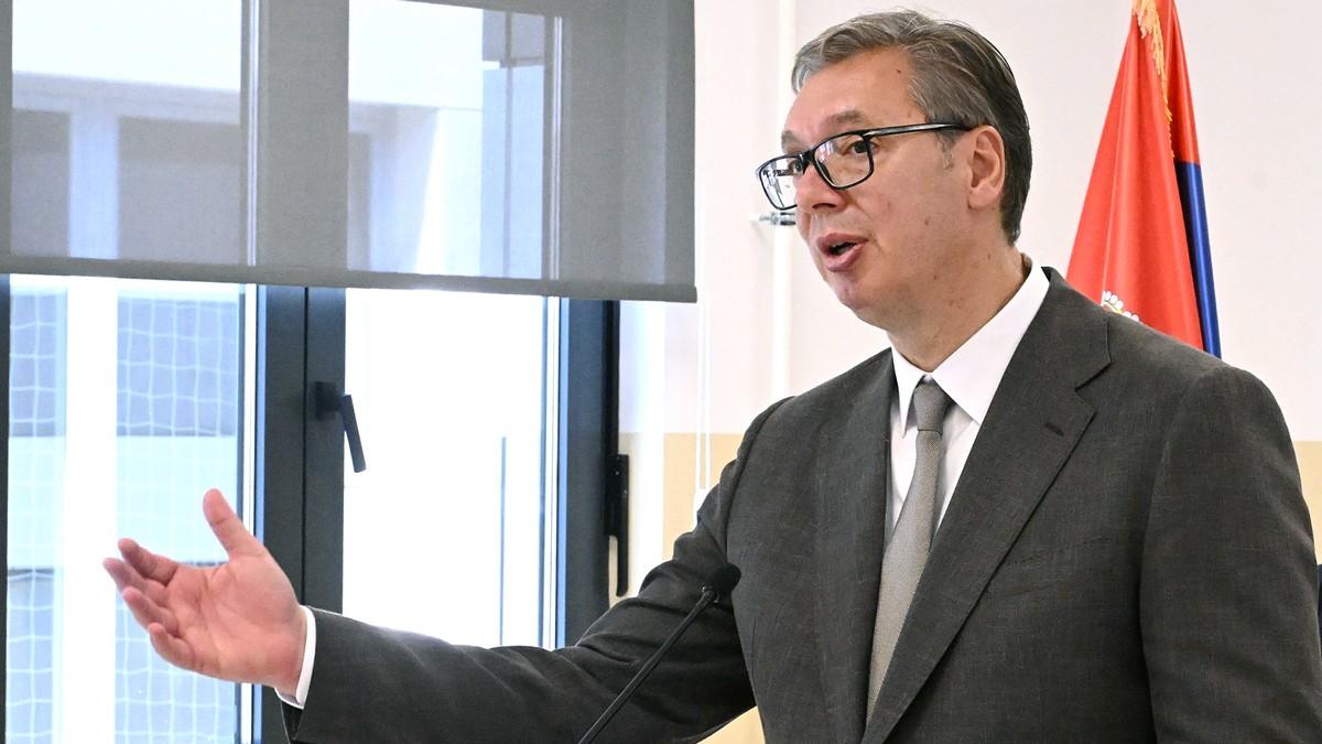 vucic-cestitao-novom-britanskom-premijeru-endiju-bernamu:-“uveren-sam-da-cemo-nastaviti-da-unapredujemo-odnose” vucic-cestitao-novom-britanskom-premijeru-endiju-bernamu:-“uveren-sam-da-cemo-nastaviti-da-unapredujemo-odnose”
