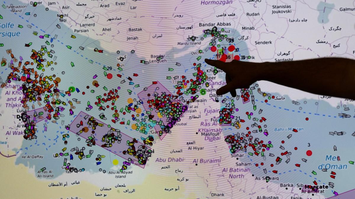 bura-oko-zile-kucavice-sveta!-tramp-trazi-“reket”-od-bogatasa,-iran-preti-potpunom-blokadom-i-salje-jezivu-poruku,-a-evo-sta-kazu-strucnjaci-(video) bura-oko-zile-kucavice-sveta!-tramp-trazi-“reket”-od-bogatasa,-iran-preti-potpunom-blokadom-i-salje-jezivu-poruku,-a-evo-sta-kazu-strucnjaci-(video)